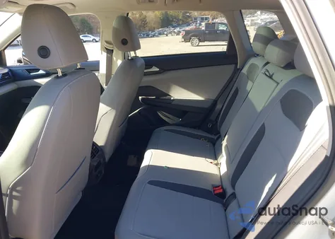 2023 Volkswagen Taos 1.5T Se from USA, damaged, VIN 3VVNX7B24PM304031